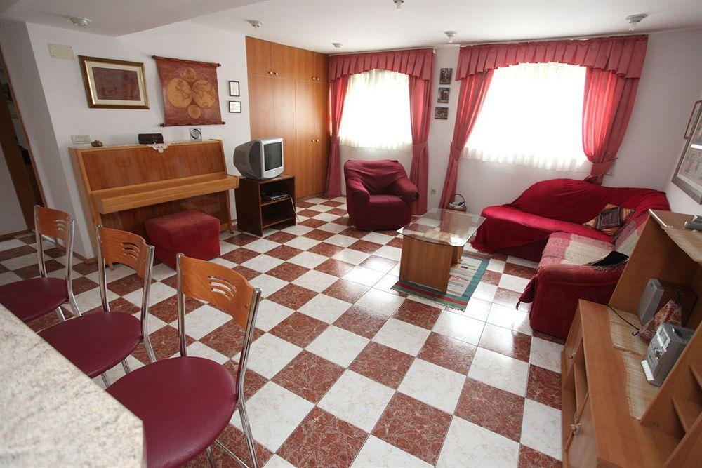 Peric Apartmán *